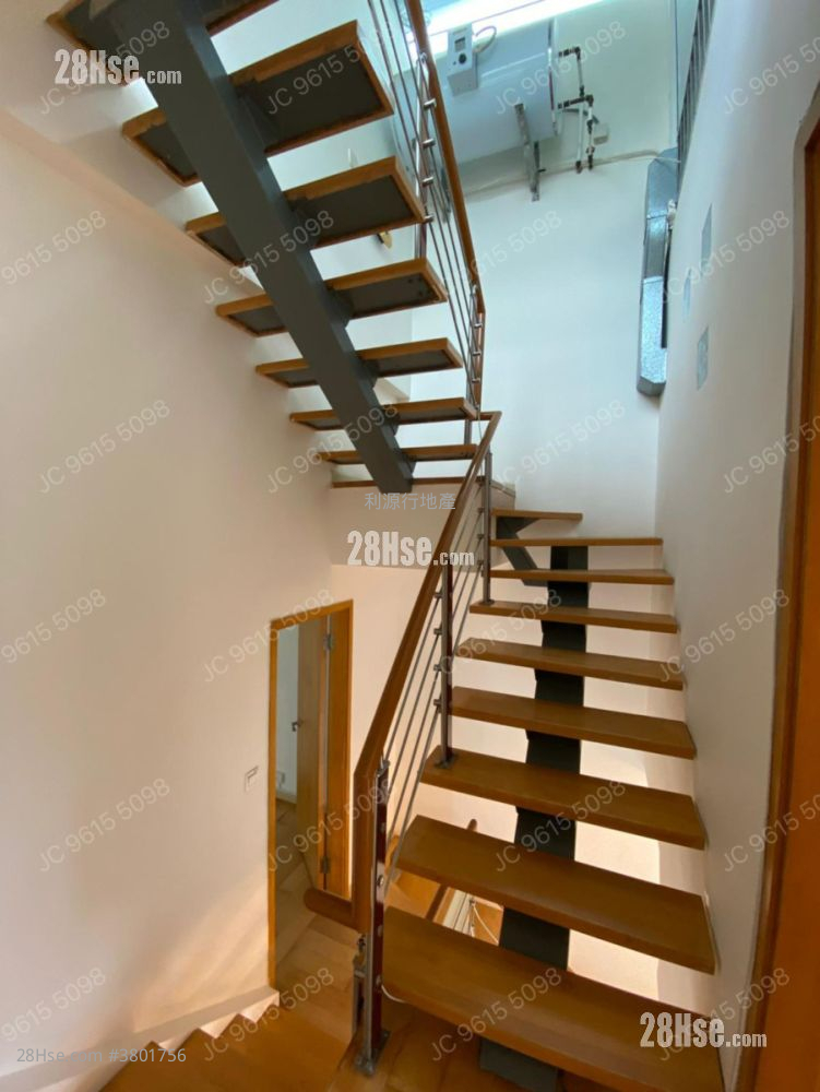 村屋 租盘 5+ 房 , 5+ 浴室 1,600 平方尺