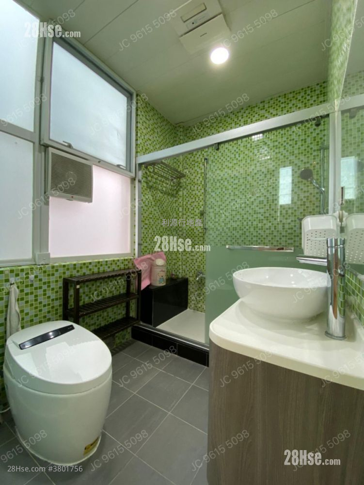 村屋 租盘 5+ 房 , 5+ 浴室 1,600 平方尺