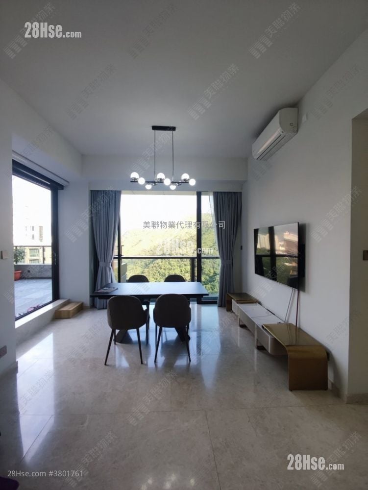 珑珀山 租盘 4 房 , 3 浴室 1,235 平方尺