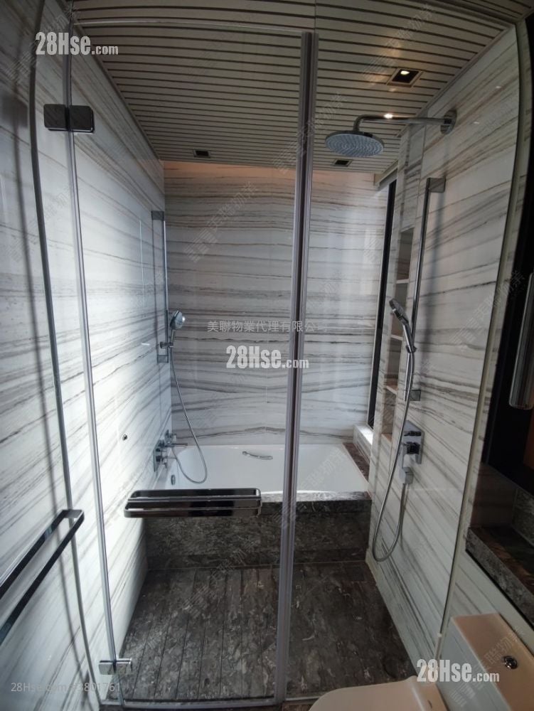 珑珀山 租盘 4 房 , 3 浴室 1,235 平方尺