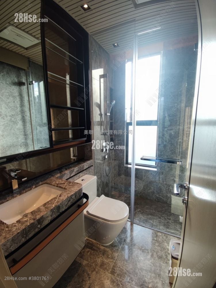 珑珀山 租盘 4 房 , 3 浴室 1,235 平方尺