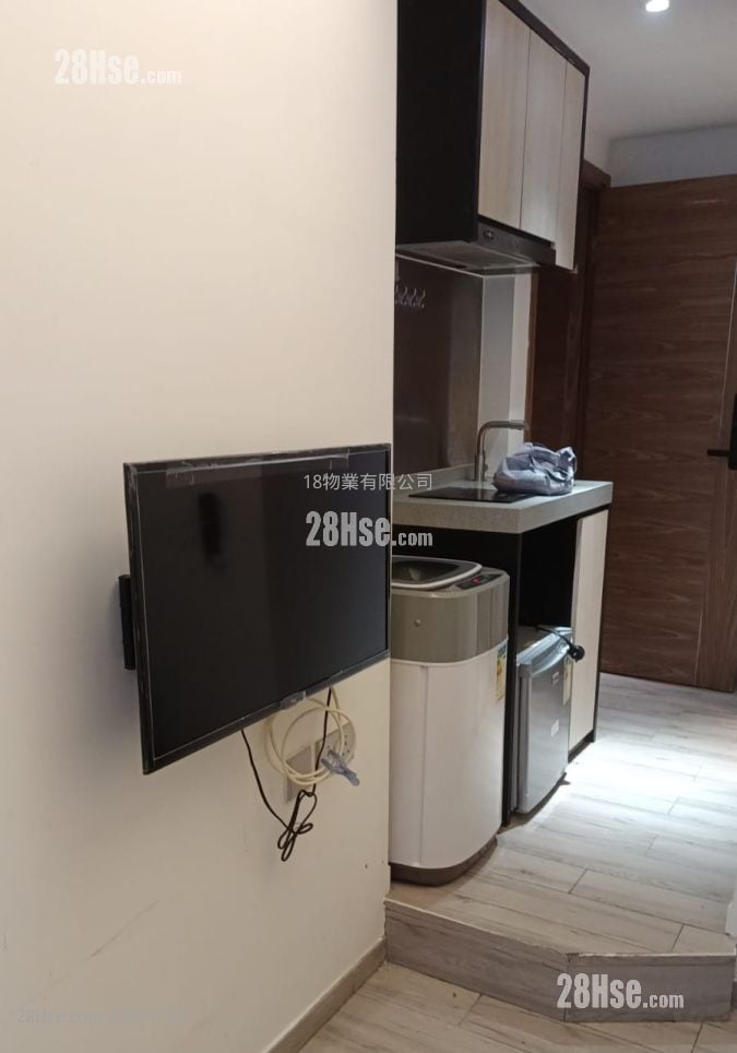 单幢楼房 租盘 开放式间隔 , 1 浴室 150 平方尺