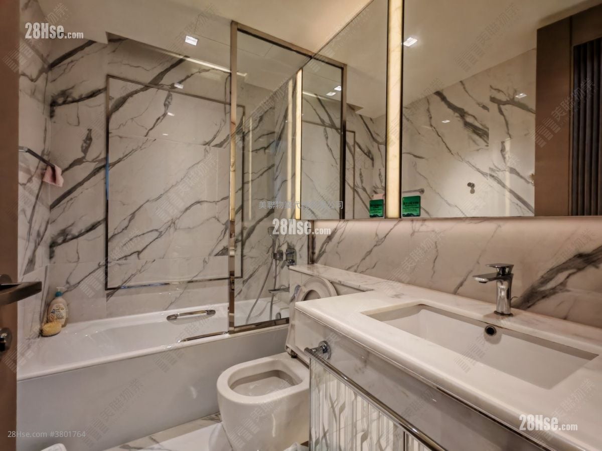 Mount Regalia Sell 4 Bedrooms , 4 Bathrooms 1,612 ft²