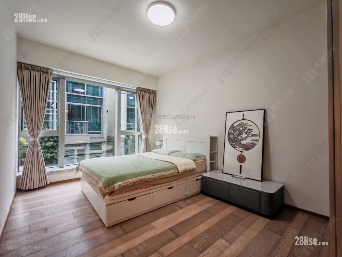 Mount Regalia Sell 4 Bedrooms , 4 Bathrooms 1,612 ft²