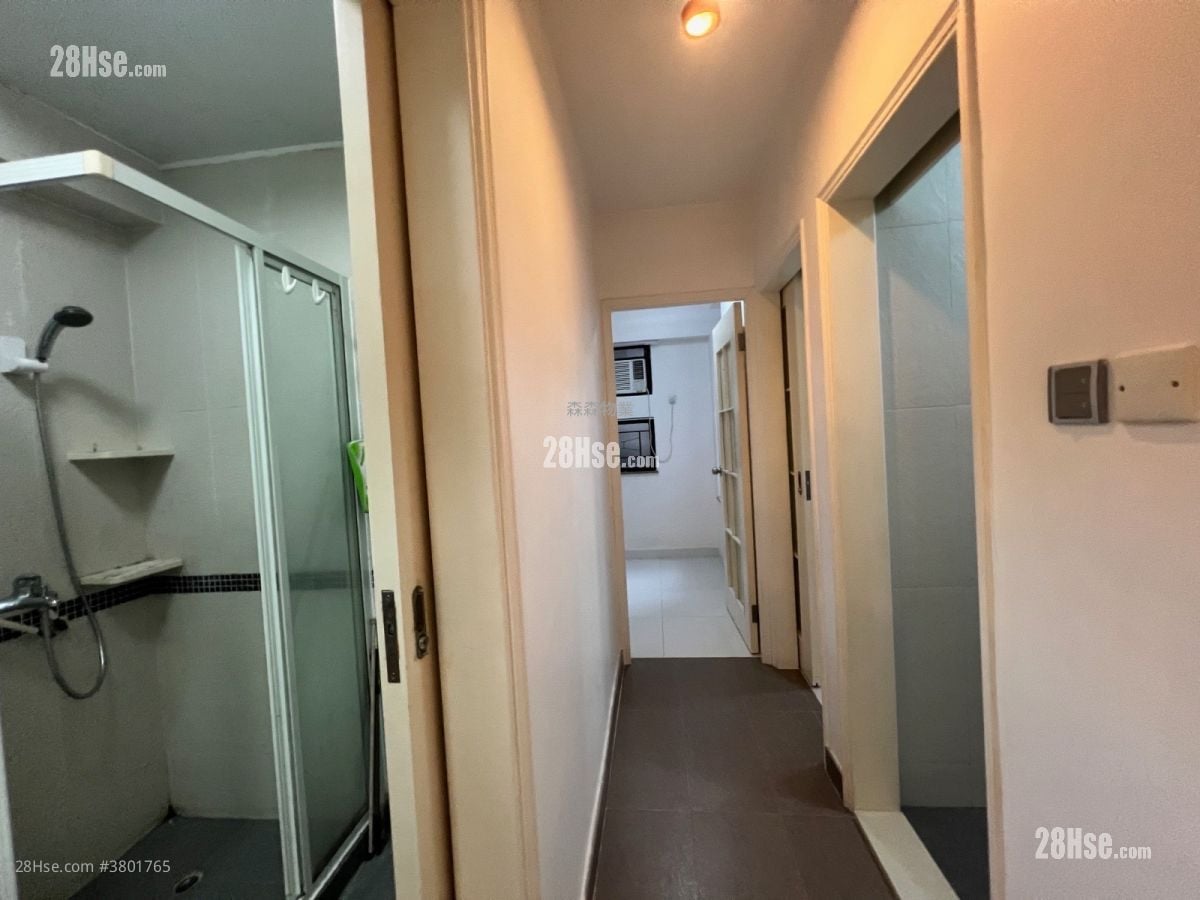 康怡花园 租盘 2 房 , 1 浴室 466 平方尺
