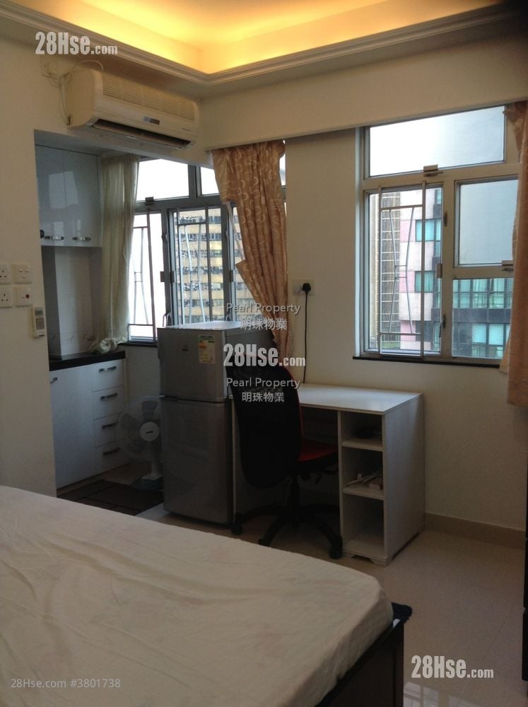 Hennessy Road Court Sell 2 Bedrooms , 2 Bathrooms 366 ft²