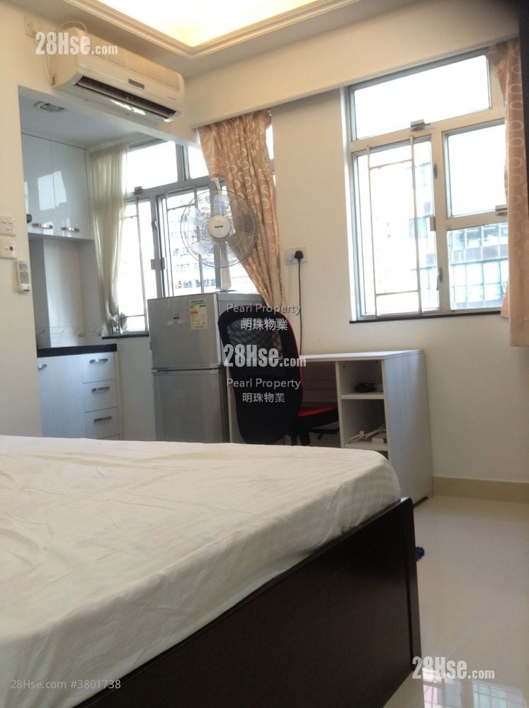 Hennessy Road Court Sell 2 Bedrooms , 2 Bathrooms 366 ft²