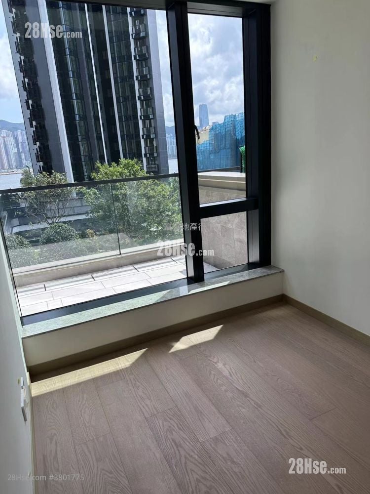 蔚蓝东岸 售盘 2 房 , 1 浴室 436 平方尺