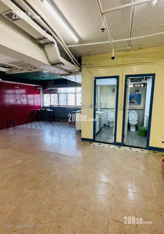 Elite Industrial Centre Rental 3 Bedrooms , 2 Toilets 1,230 ft²