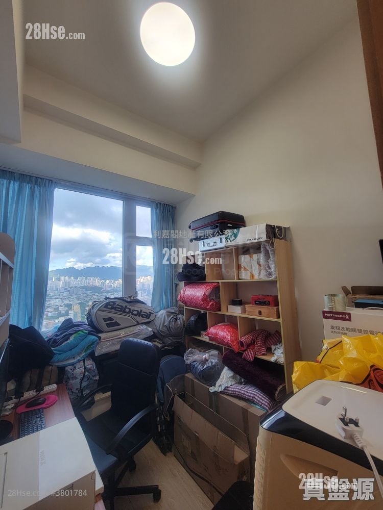 形品星寓 售盘 3 房 , 2 浴室 695 平方尺