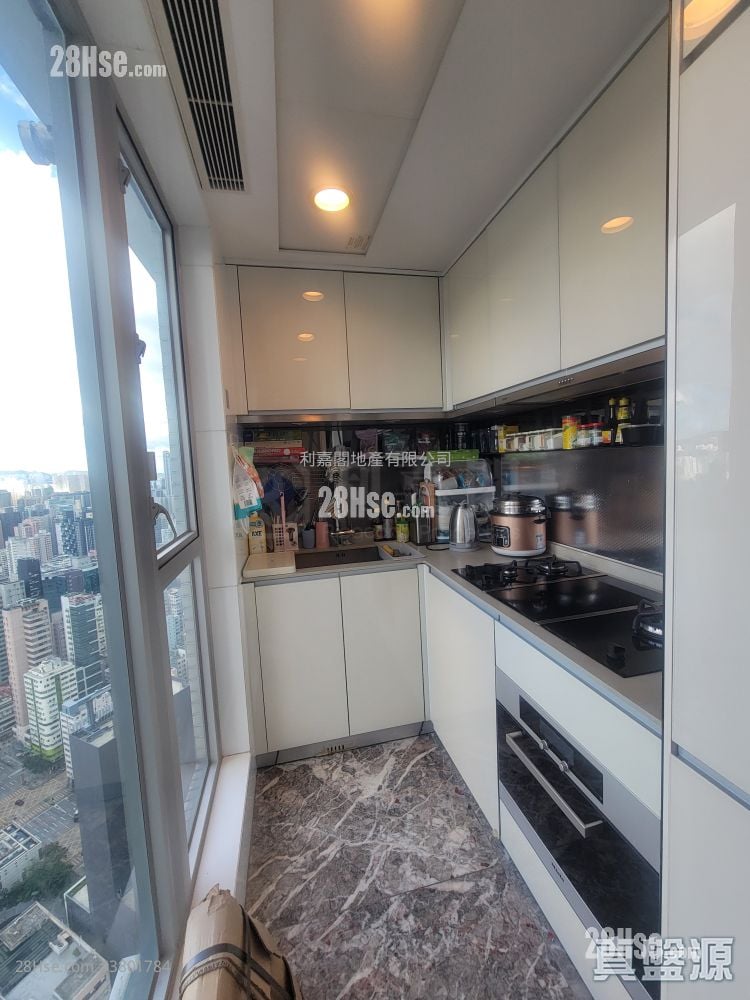 形品星寓 售盘 3 房 , 2 浴室 695 平方尺