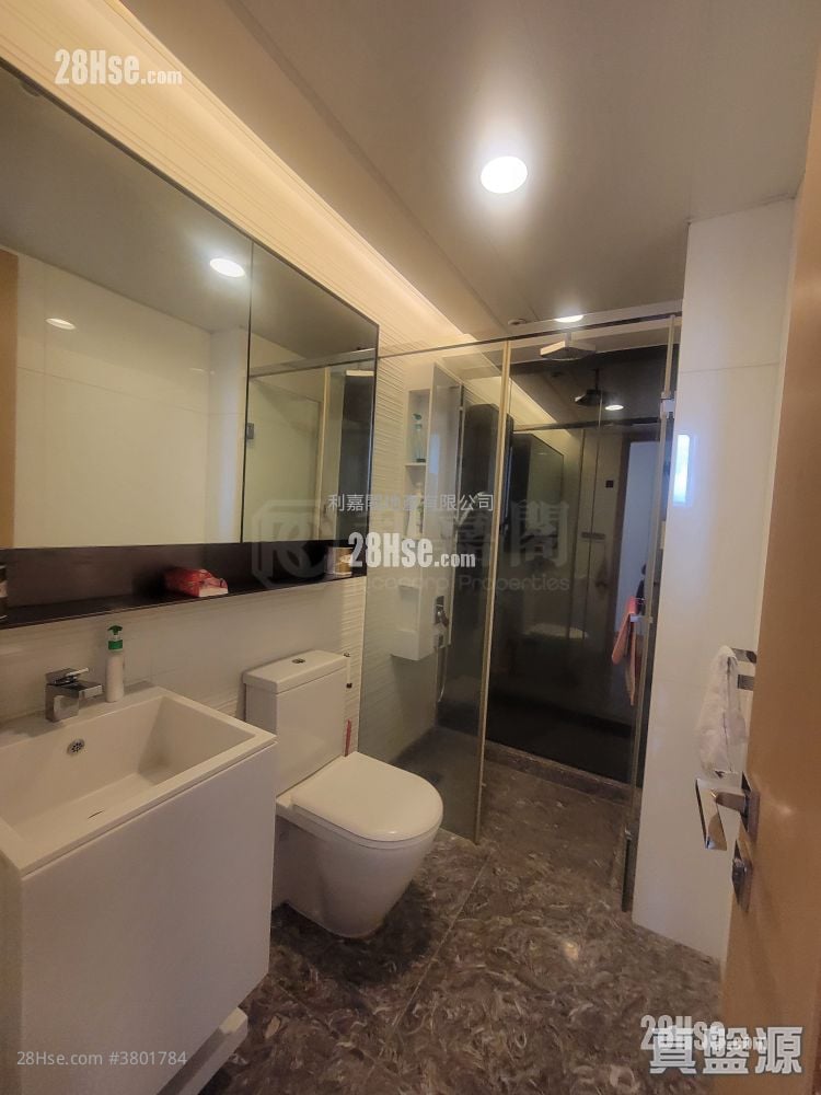 形品星寓 售盘 3 房 , 2 浴室 695 平方尺