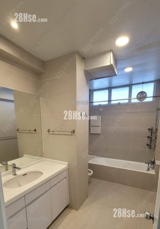 辉百阁 租盘 3 房 , 2 浴室 1,749 平方尺
