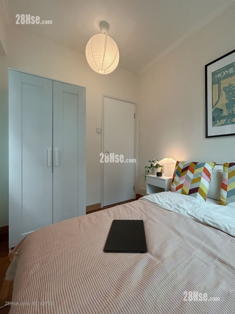 Hay Wah Building Rental 62 ft²