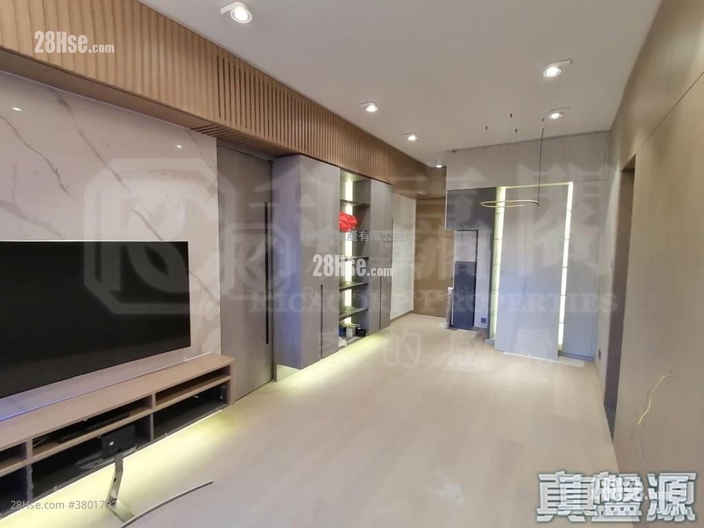 living room: Vibe Centro Sell 3 Bedrooms , 3 Bathrooms 835 ft²