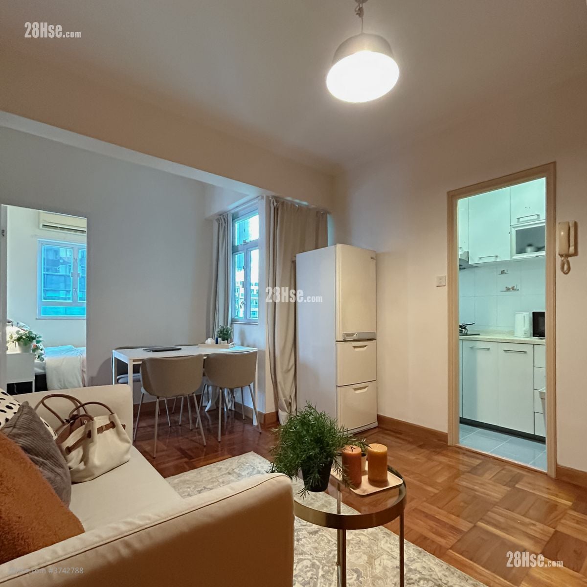 Hay Wah Building Rental 62 ft²