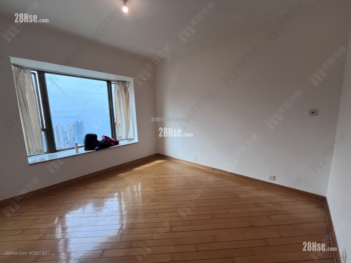 The Belcher's Sell 3 Bedrooms , 2 Bathrooms 907 ft²