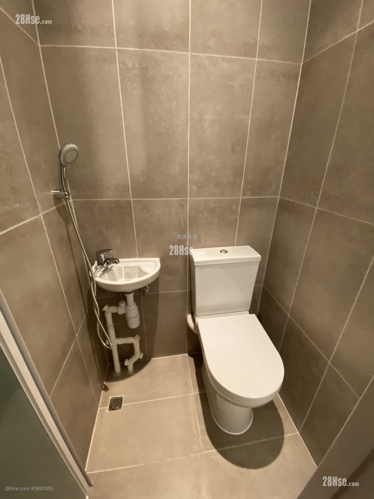 LP10 售盘 3 房 , 2 浴室 866 平方尺