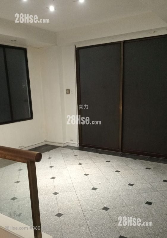 厅: 璧池 售盘 3 房 , 3 浴室 2,381 平方尺