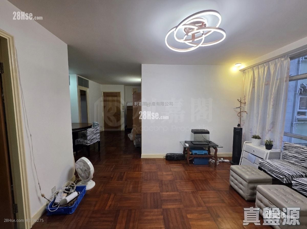 美孚新邨 售盘 3 房 , 1 浴室 679 平方尺