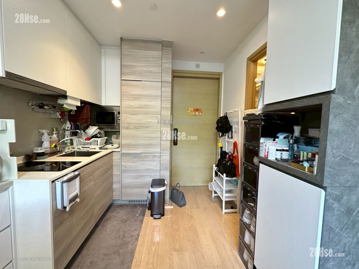 The Grand Marine Sell 1 Bedroom , 1 Bathroom 299 ft²