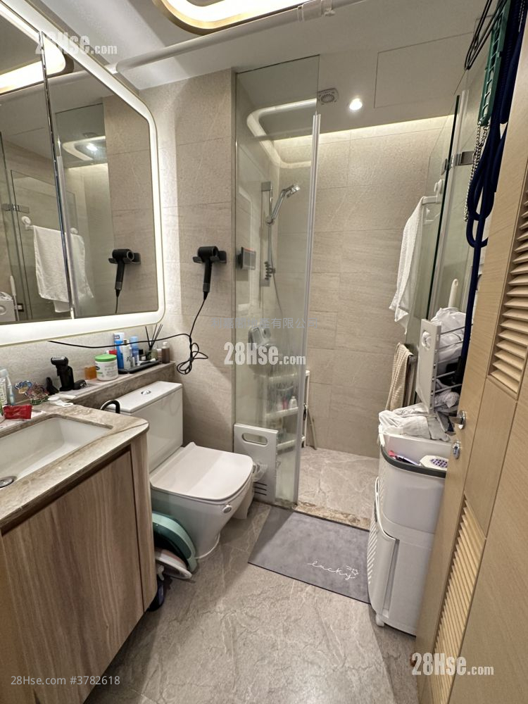 The Grand Marine Sell 1 Bedroom , 1 Bathroom 299 ft²