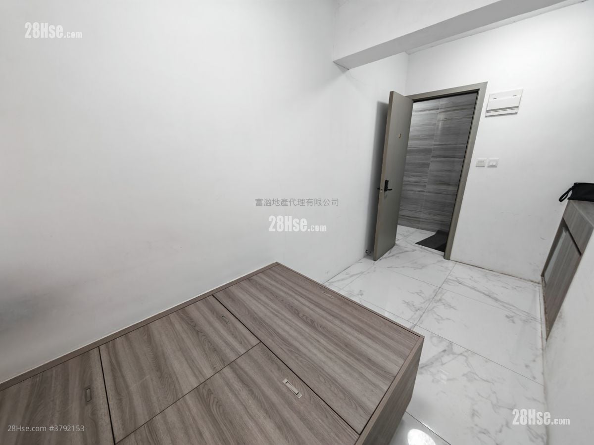 Chinese Mansion Rental Studio , 1 Bathroom 120 ft²