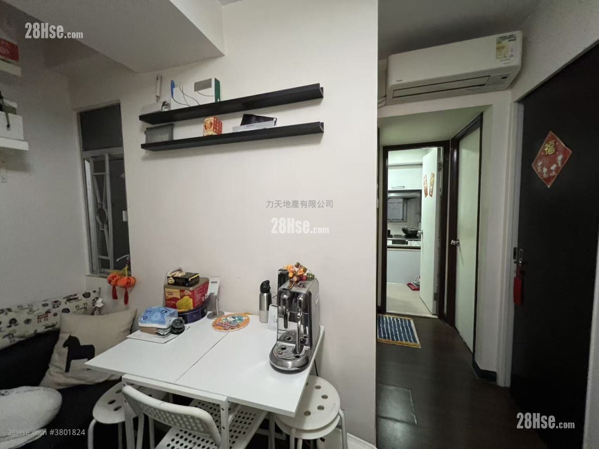 希尔顿中心 售盘 2 房 , 1 浴室 274 平方尺