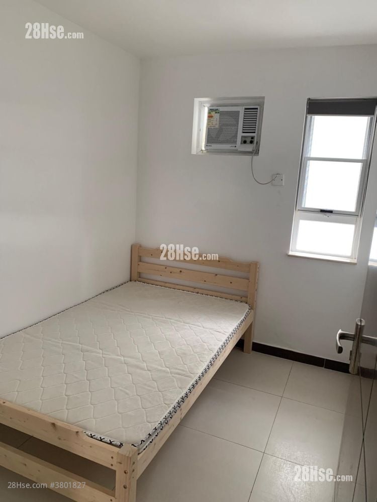 村屋 租盘 700 平方尺