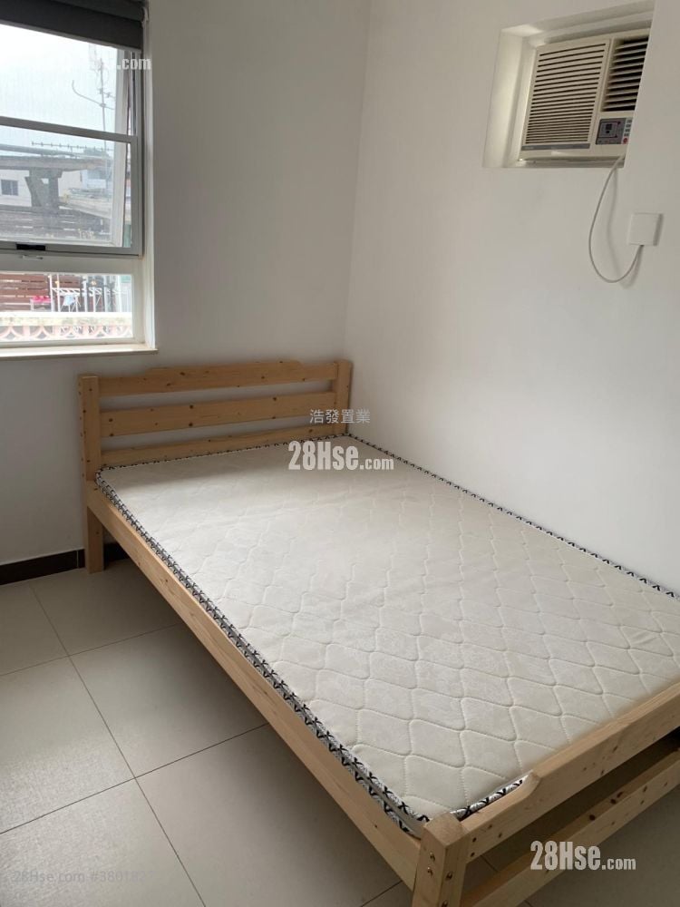 村屋 租盘 700 平方尺