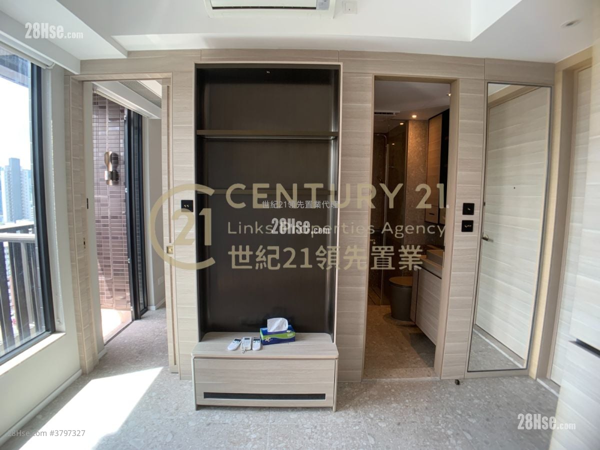 瑧尚 租盘 1 房 , 1 浴室 299 平方尺