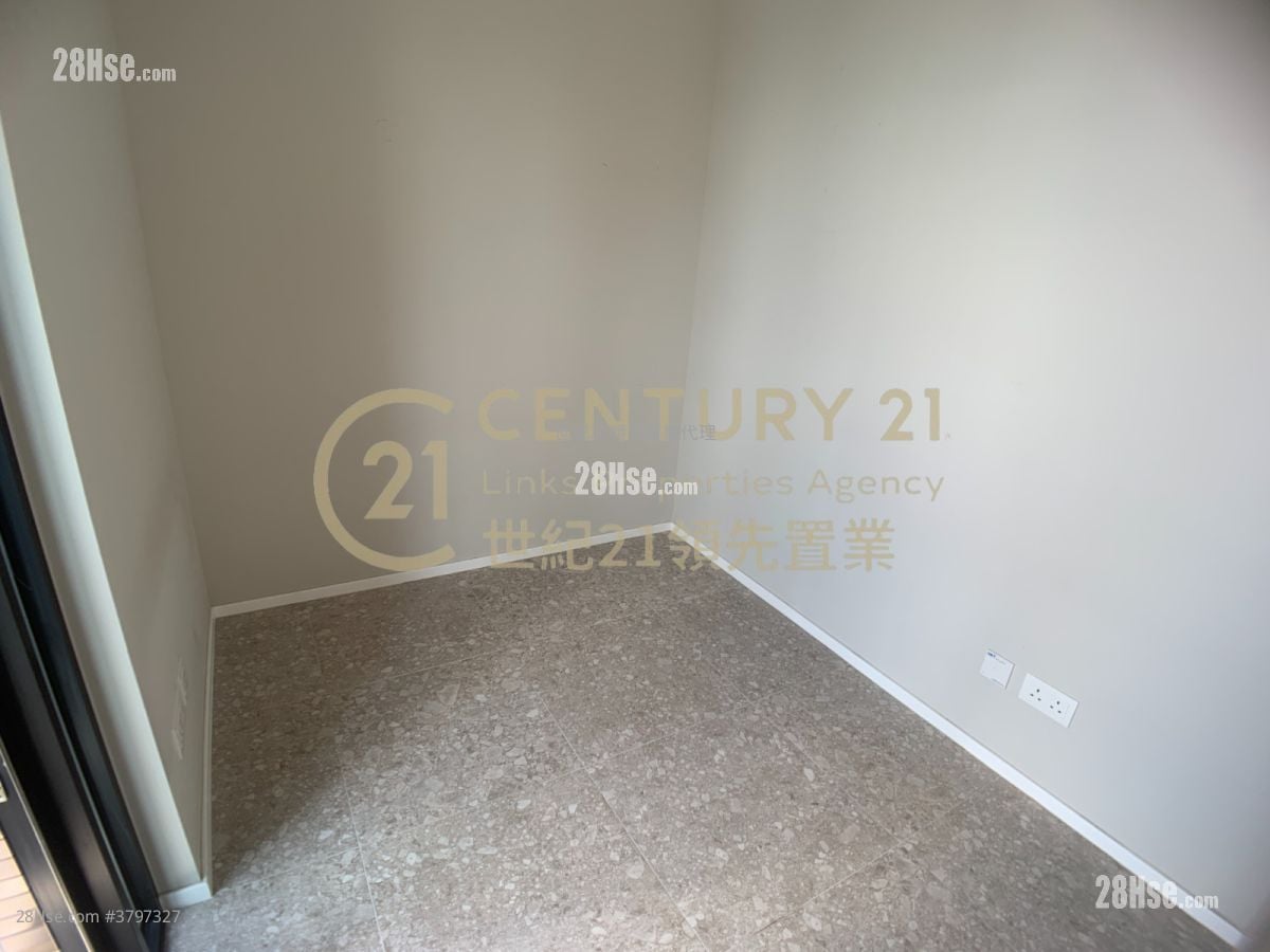 瑧尚 租盘 1 房 , 1 浴室 299 平方尺