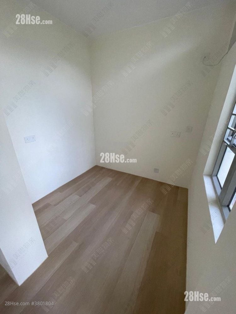 Shan Lai Court Sell 2 Bedrooms , 1 Bathroom 447 ft²