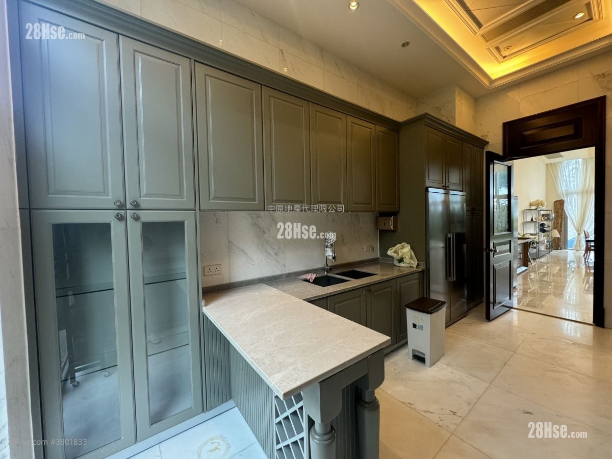 Mayfair By The Sea Sell 4 Bedrooms , 5+ Bathrooms 3,649 ft²