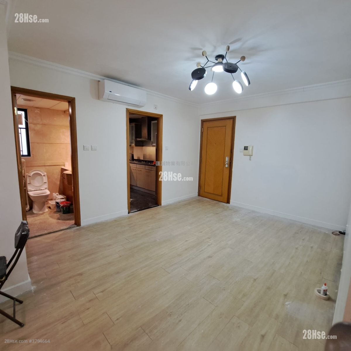 帝景峰 租盘 2 房 , 1 浴室 645 平方尺