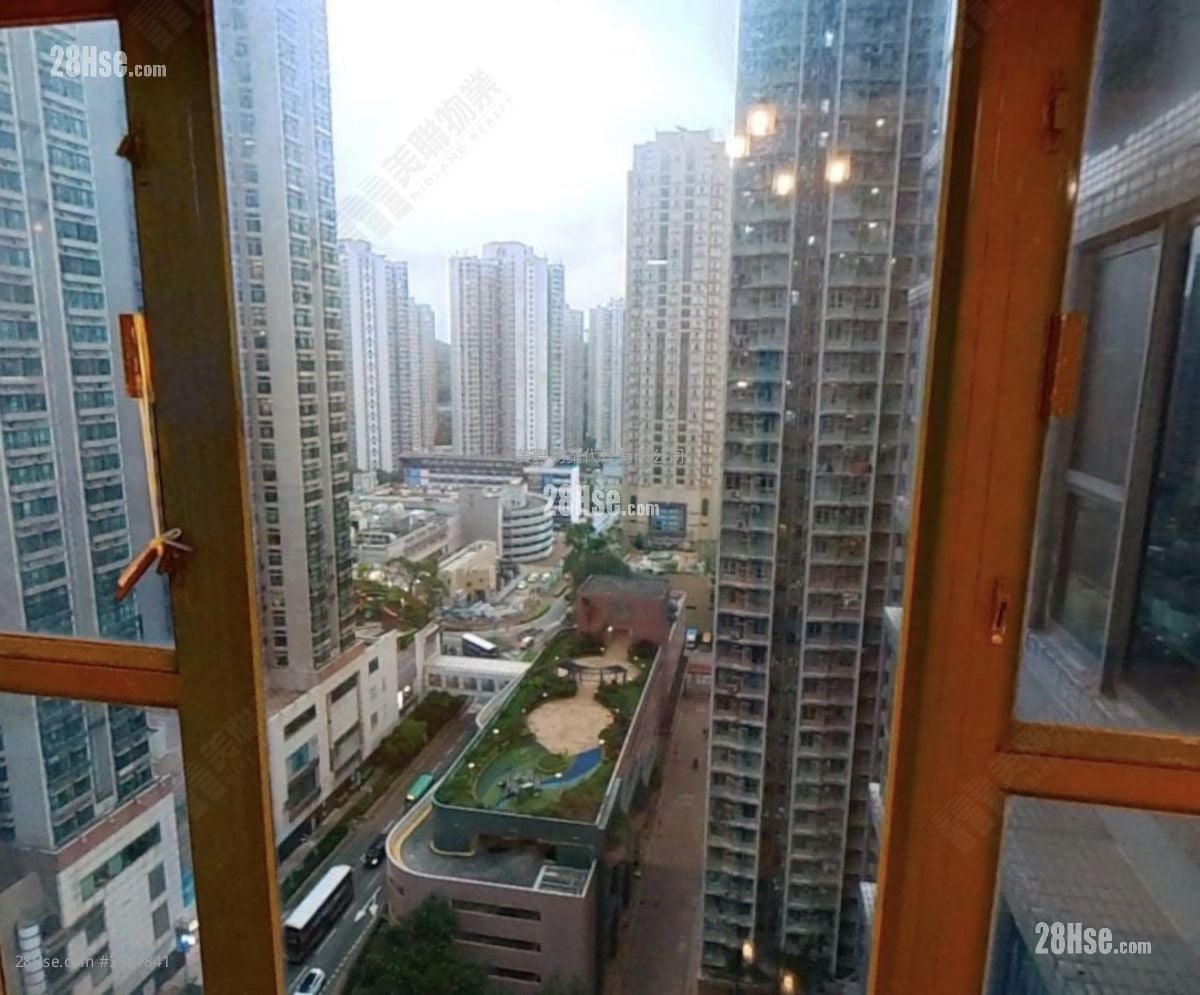 Maritime Bay Sell 2 Bedrooms 427 ft²