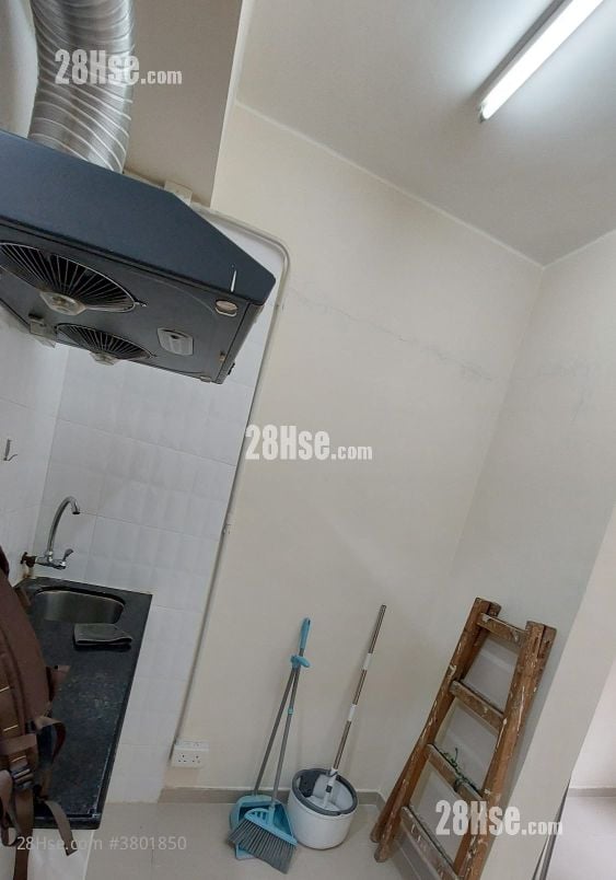 152C Castle Peak Road Rental 1 Bedroom , 1 Bathroom 190 ft²