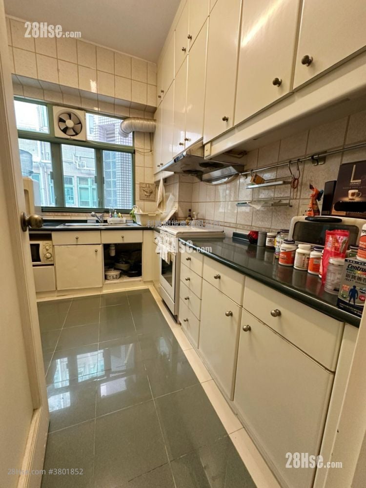 湖景花园 售盘 3 房 1,017 平方尺