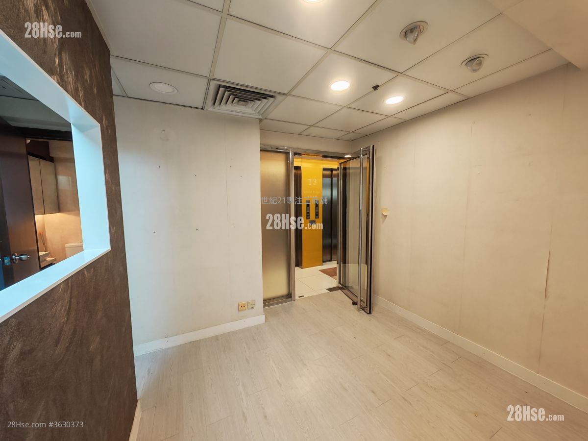 銅鑼灣樓上舖 租盤 1 廁所