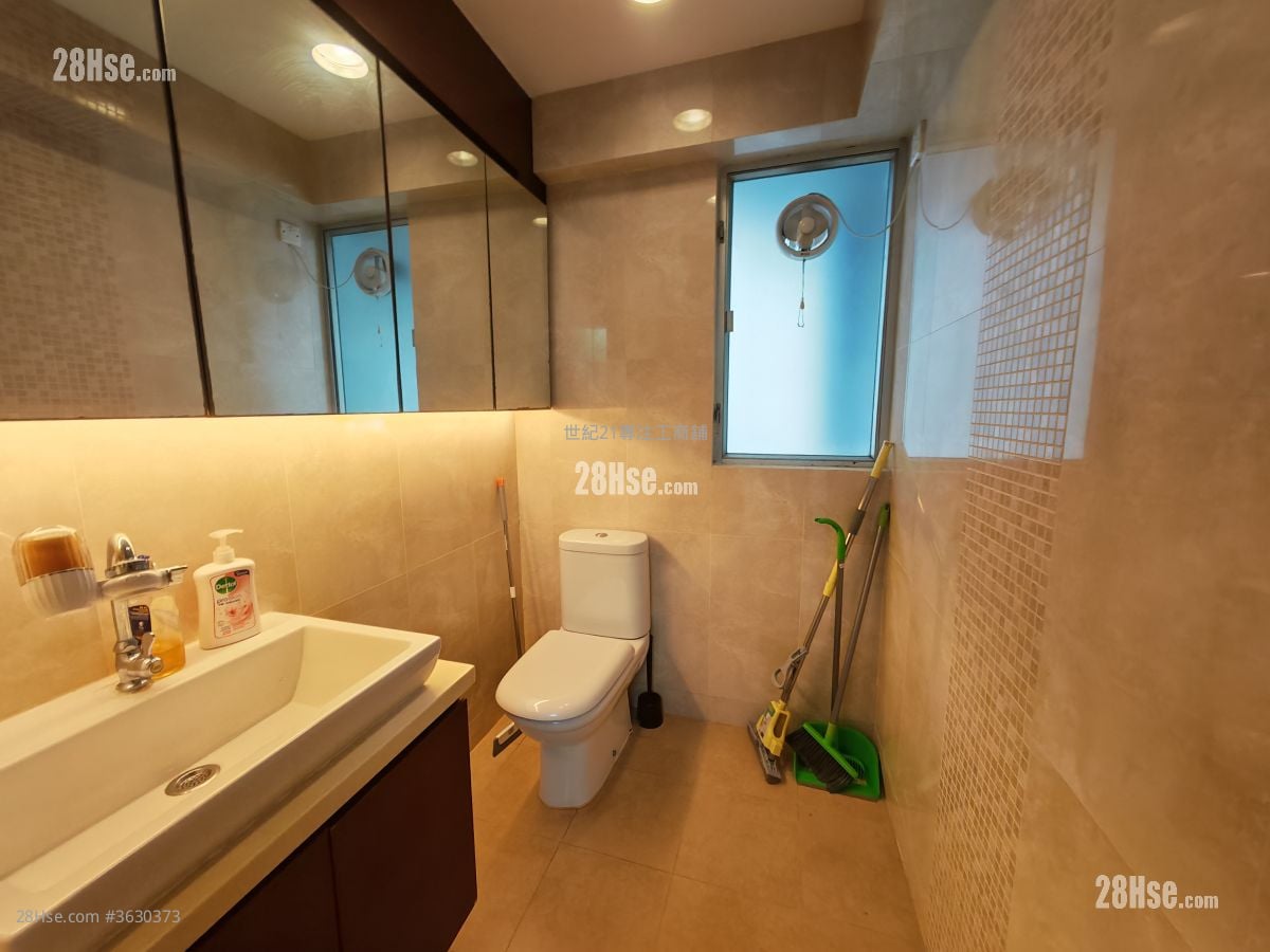 銅鑼灣樓上舖 租盤 1 廁所