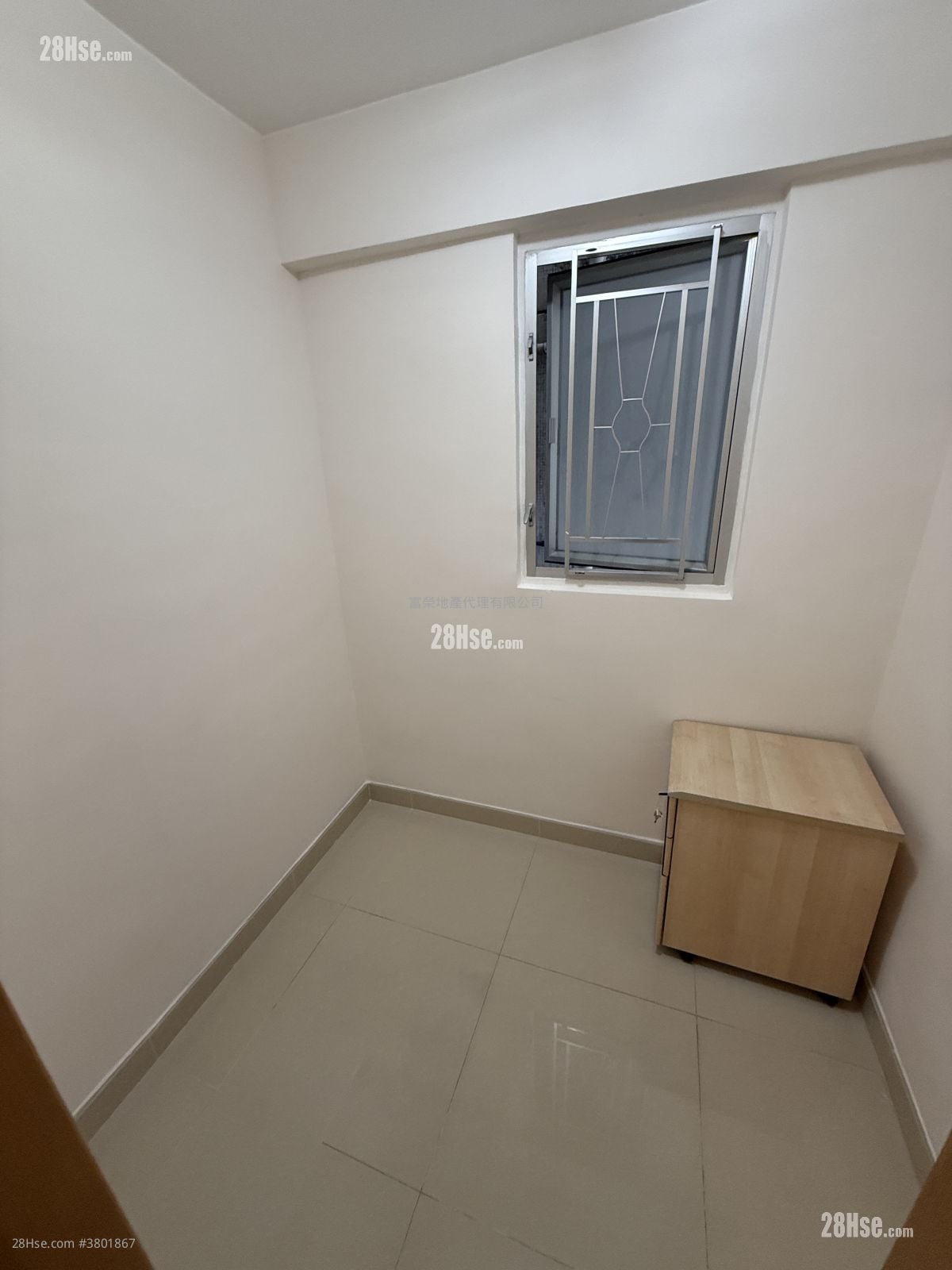 Whampoa Garden Rental 4 Bedrooms , 2 Bathrooms 777 ft²