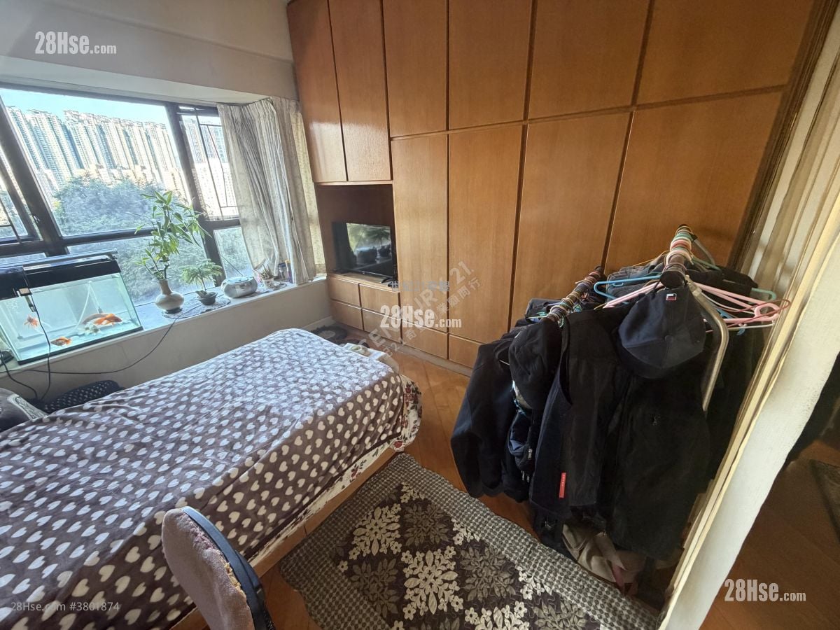 聚龙居 售盘 3 房 , 2 浴室 942 平方尺