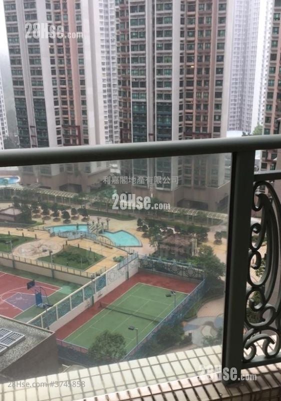 Residence Oasis Sell 3 Bedrooms , 2 Bathrooms 722 ft²