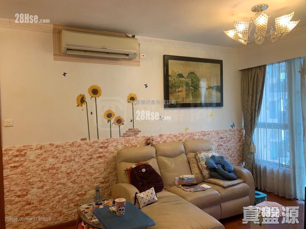 Residence Oasis Sell 3 Bedrooms , 2 Bathrooms 722 ft²