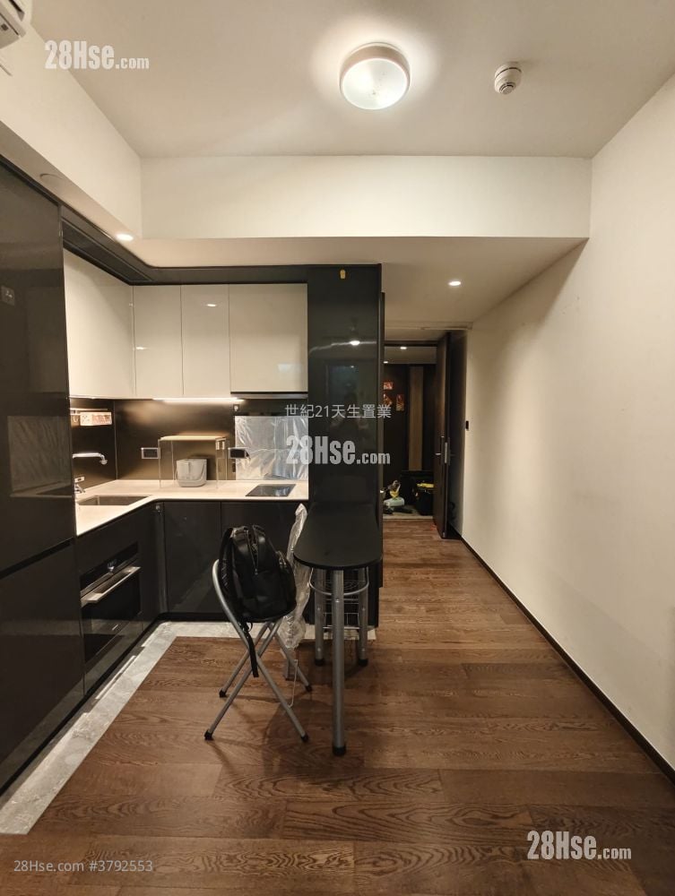 Le Pont Rental 504 ft²