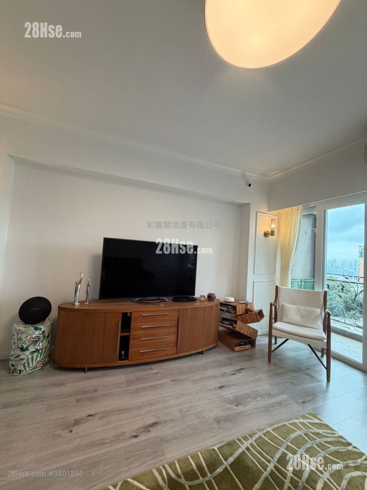 柏园 售盘 3 房 , 2 浴室 1,161 平方尺