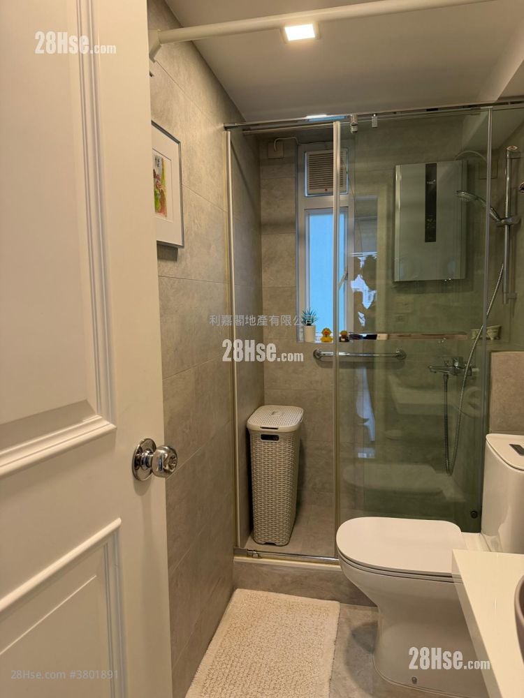 柏园 售盘 3 房 , 2 浴室 1,161 平方尺