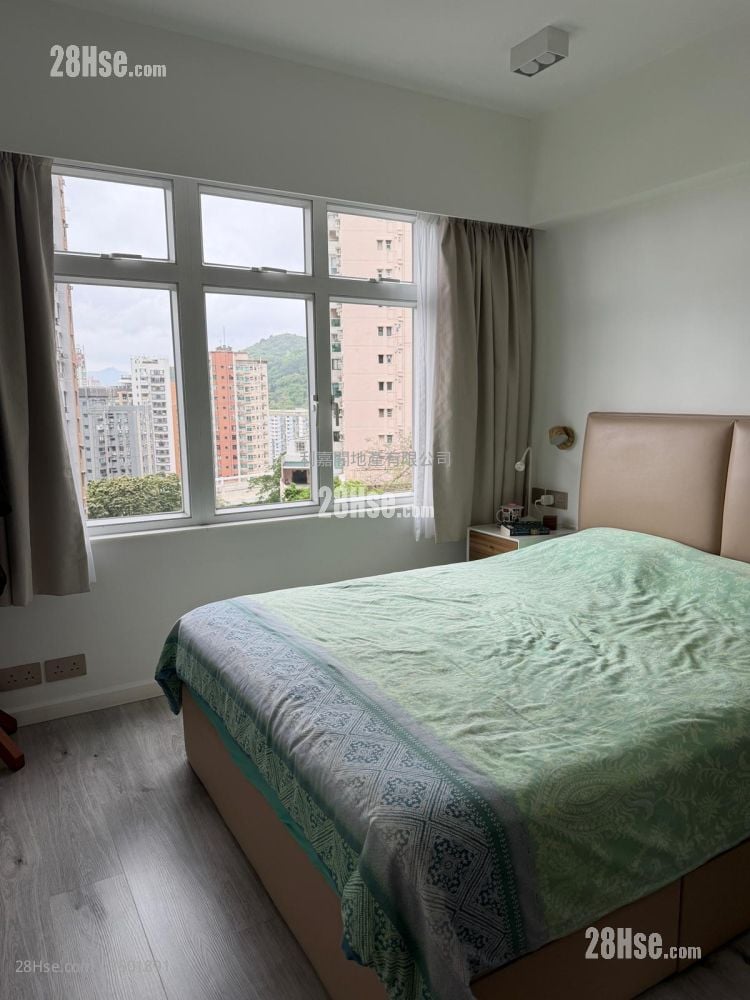 柏园 售盘 3 房 , 2 浴室 1,161 平方尺