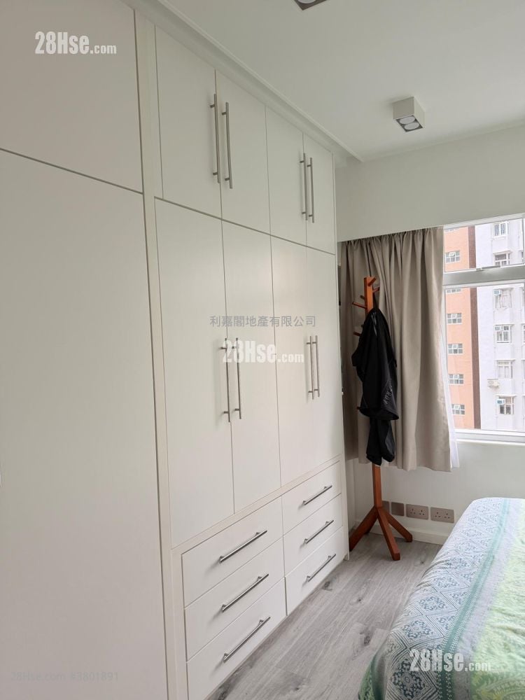 柏园 售盘 3 房 , 2 浴室 1,161 平方尺