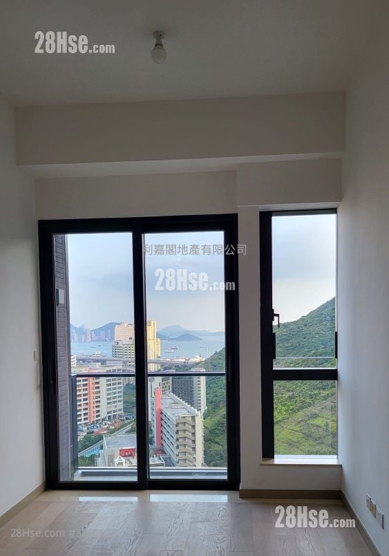 明翘汇 售盘 3 房 , 2 浴室 586 平方尺